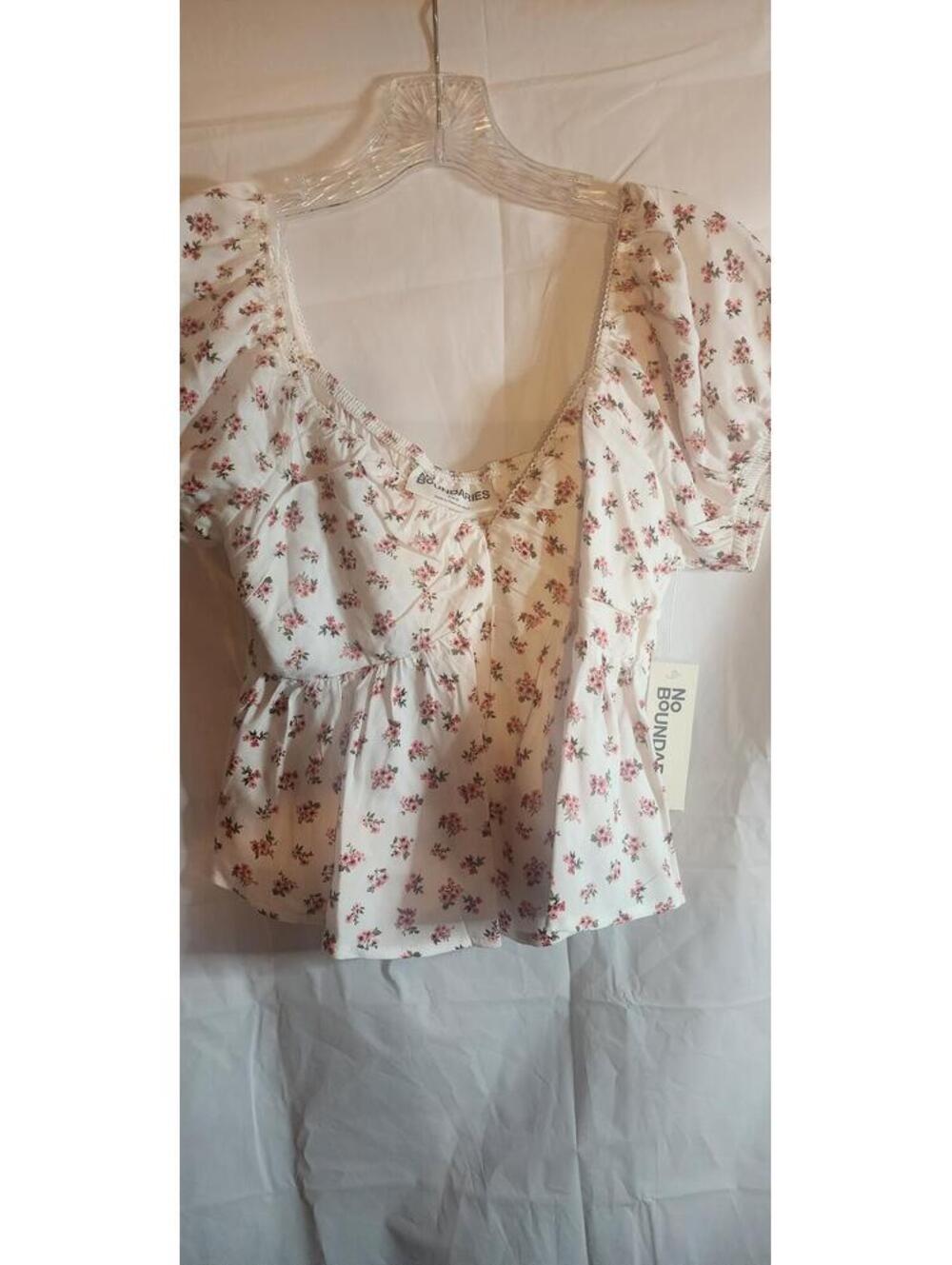 No Boundaries Women's Floral Puff Sleeve Peplum Top Size S